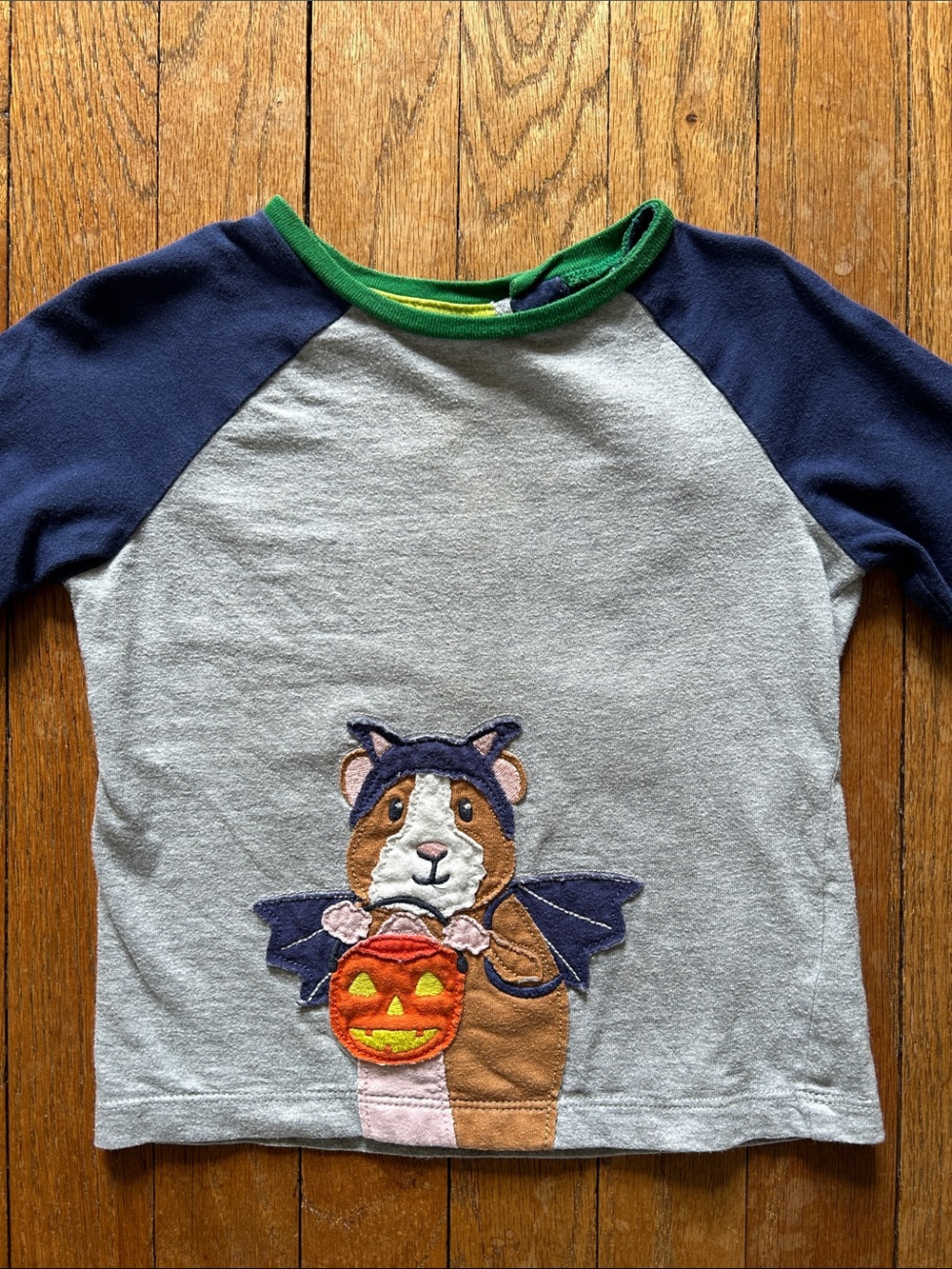 Baby Boden Halloween Bat “Trick or Treat” Shirt (18-24m)